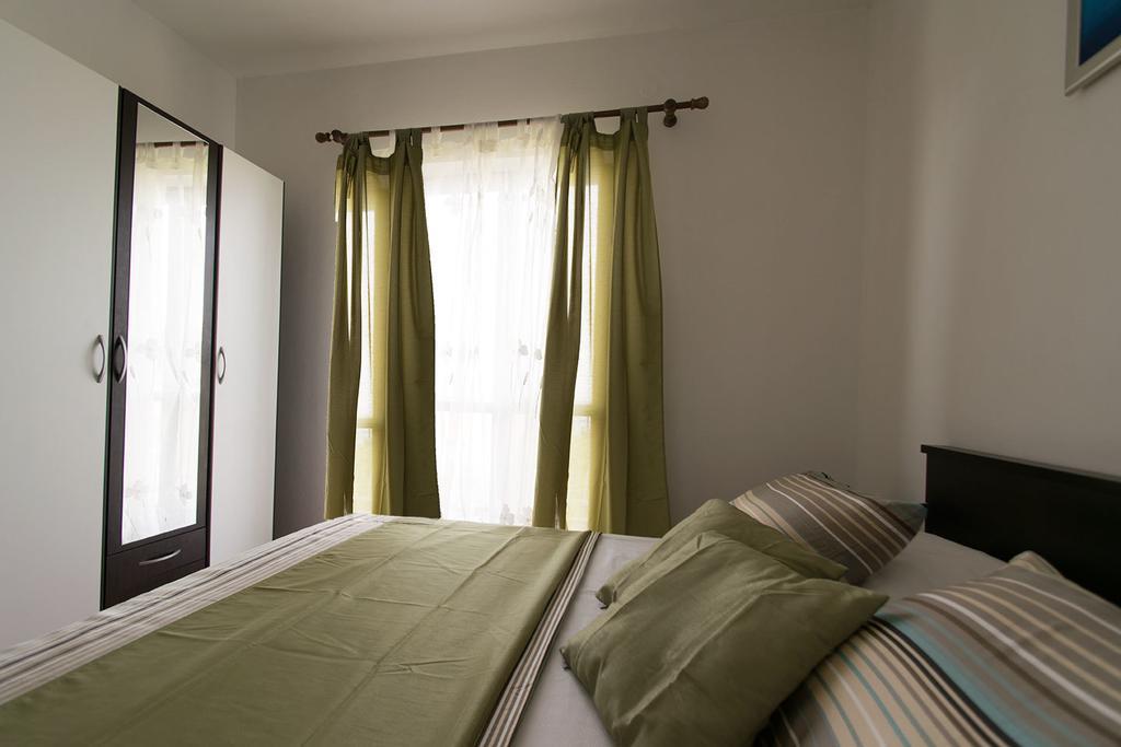 Apartmani Dub تْسافتات المظهر الخارجي الصورة