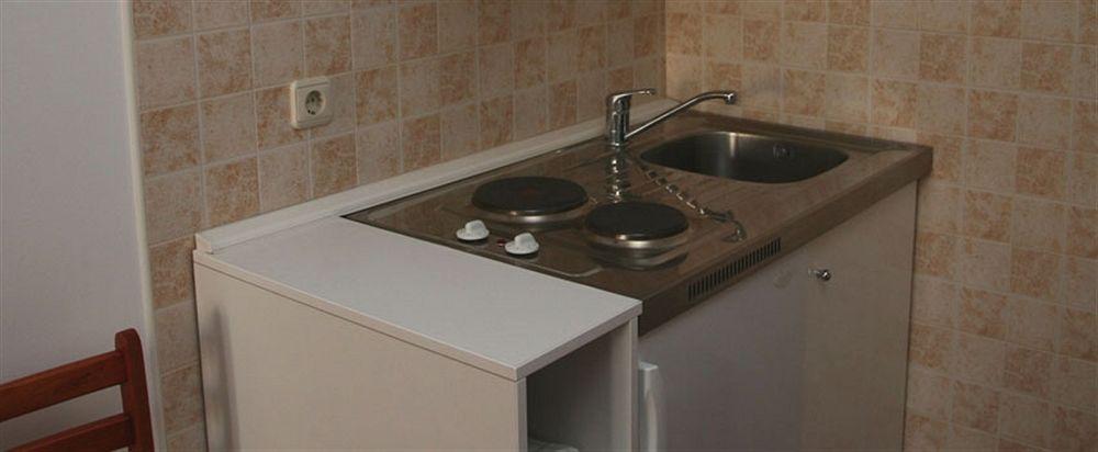 Apartmani Dub تْسافتات المظهر الخارجي الصورة