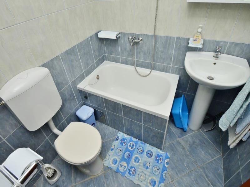 Apartmani Dub تْسافتات المظهر الخارجي الصورة