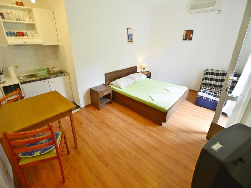 Apartmani Dub تْسافتات المظهر الخارجي الصورة